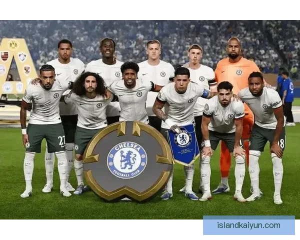 巴尔德欧冠首发阵容揭晓，备受期待能为球队带来精彩表现