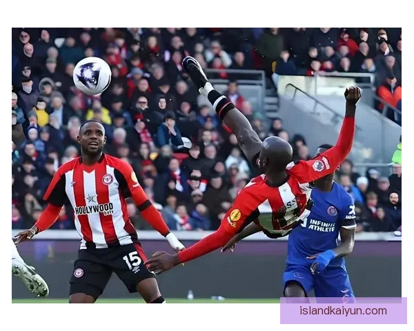 英超维拉状态回暖，近期表现稳健值得关注